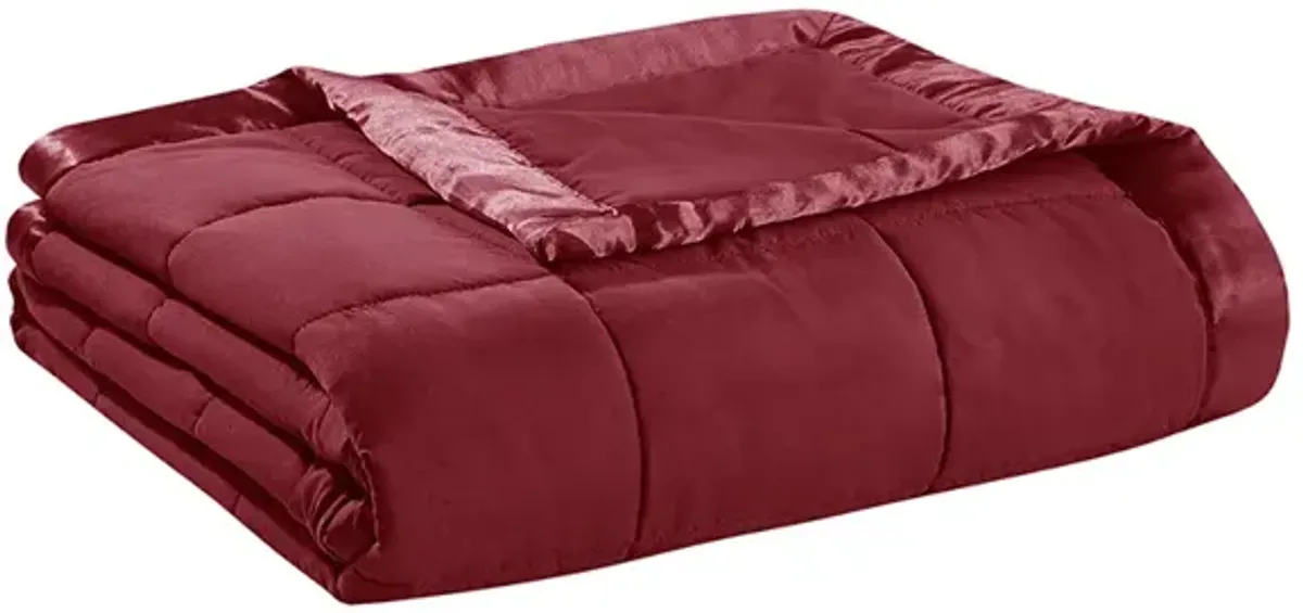 Madison Park Windom Burgundy Lightweight Down Alternative Blanket with Satin Trim