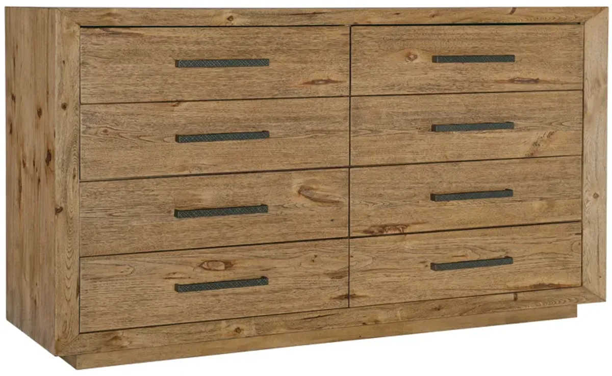 Big Sky Eight Drawer Dresser