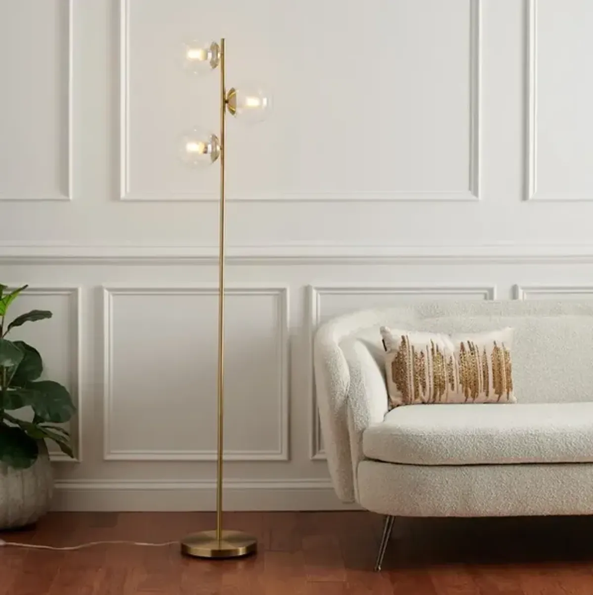 Niobe Floor Lamp