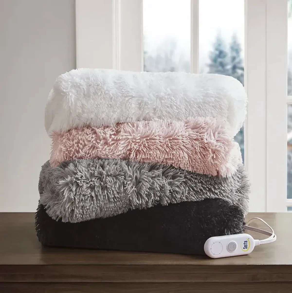 Serta Malea Blush Shaggy Faux Fur Heated Throw