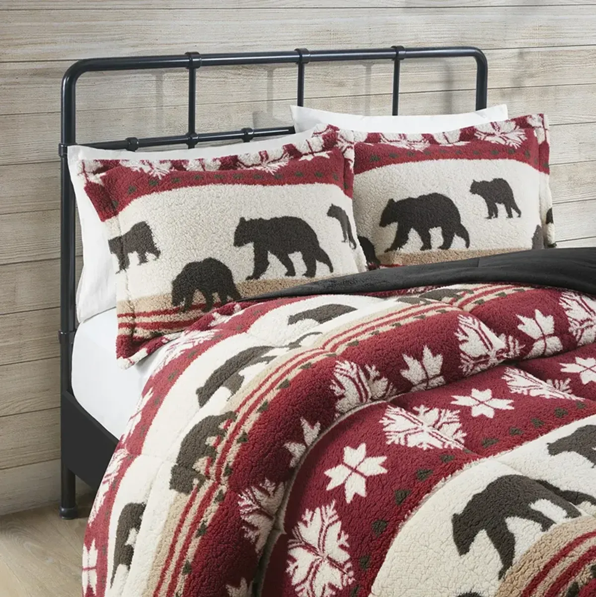 Woolrich Tunbridge Red/Black Print Sherpa Comforter Set