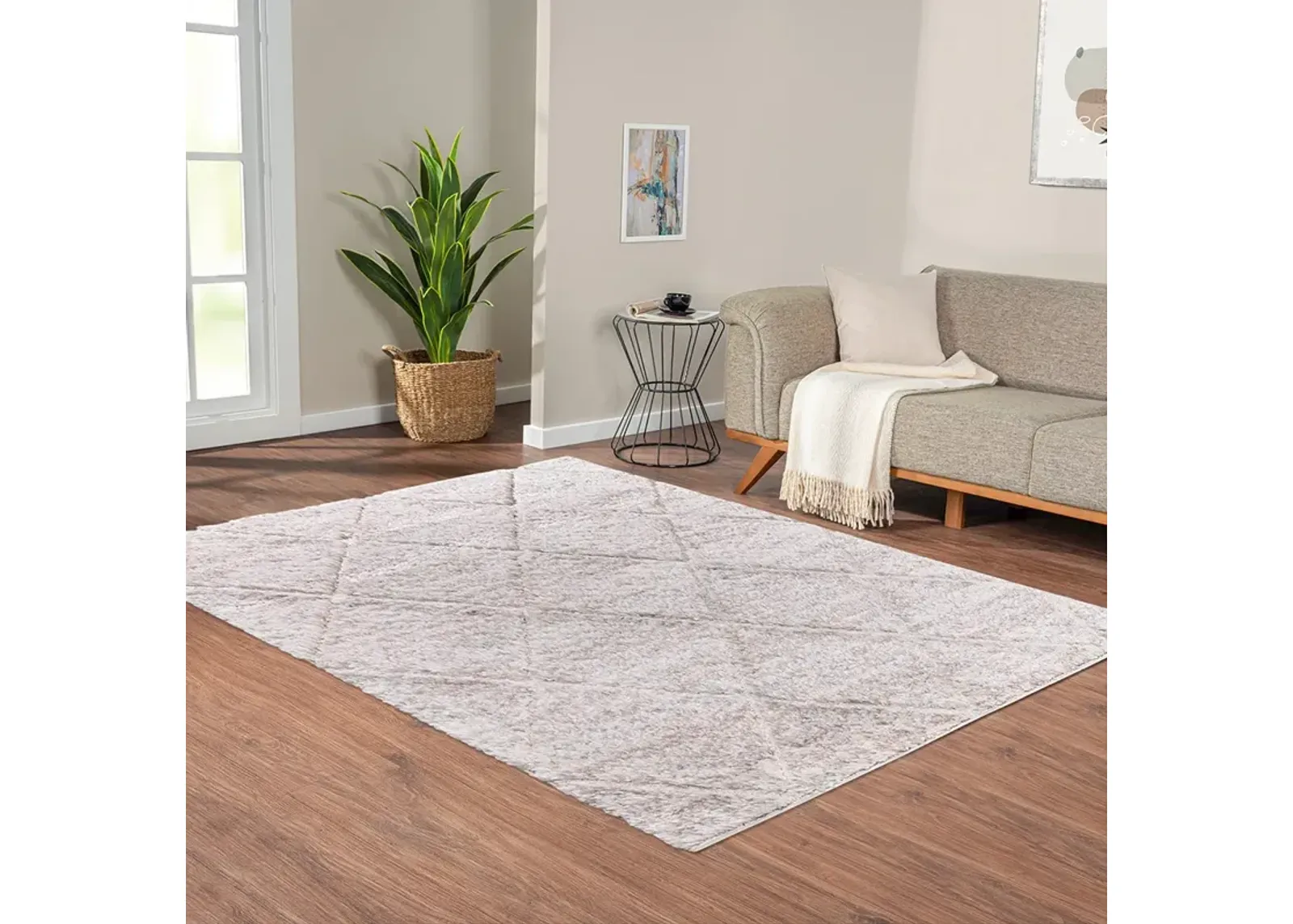 Madison Park Sophie Cream Talas Trellis Area Rug in Cream