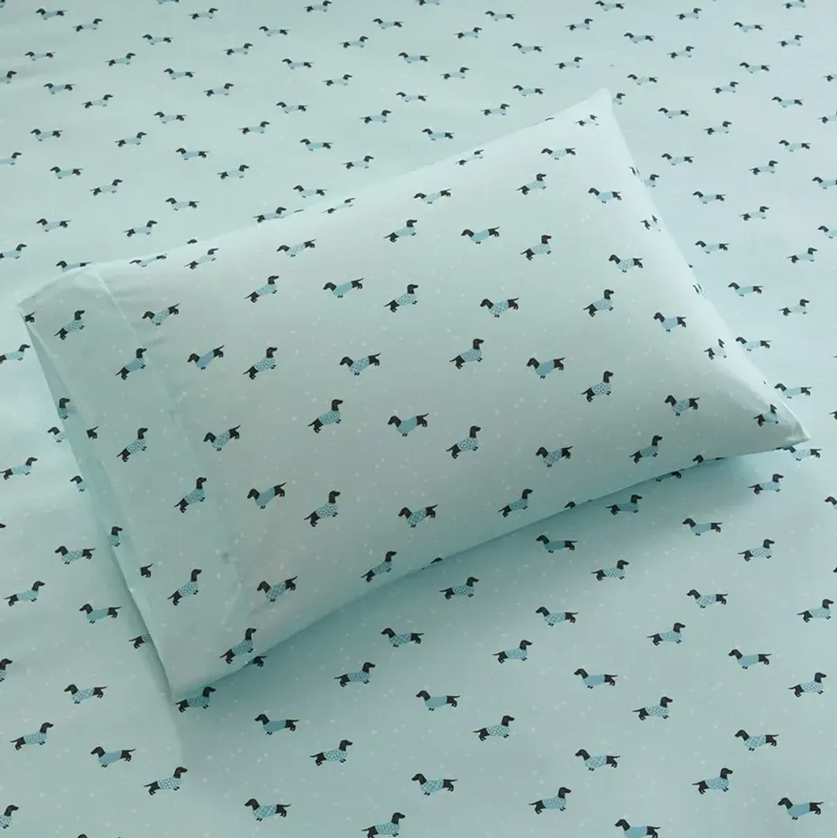 Intelligent Design Novelty Aqua Dogs Print Sheet Set