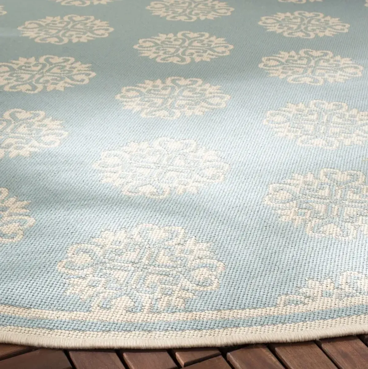 BEACH HOUSE 181 Blue 2'-2' X 4' Accent Rug