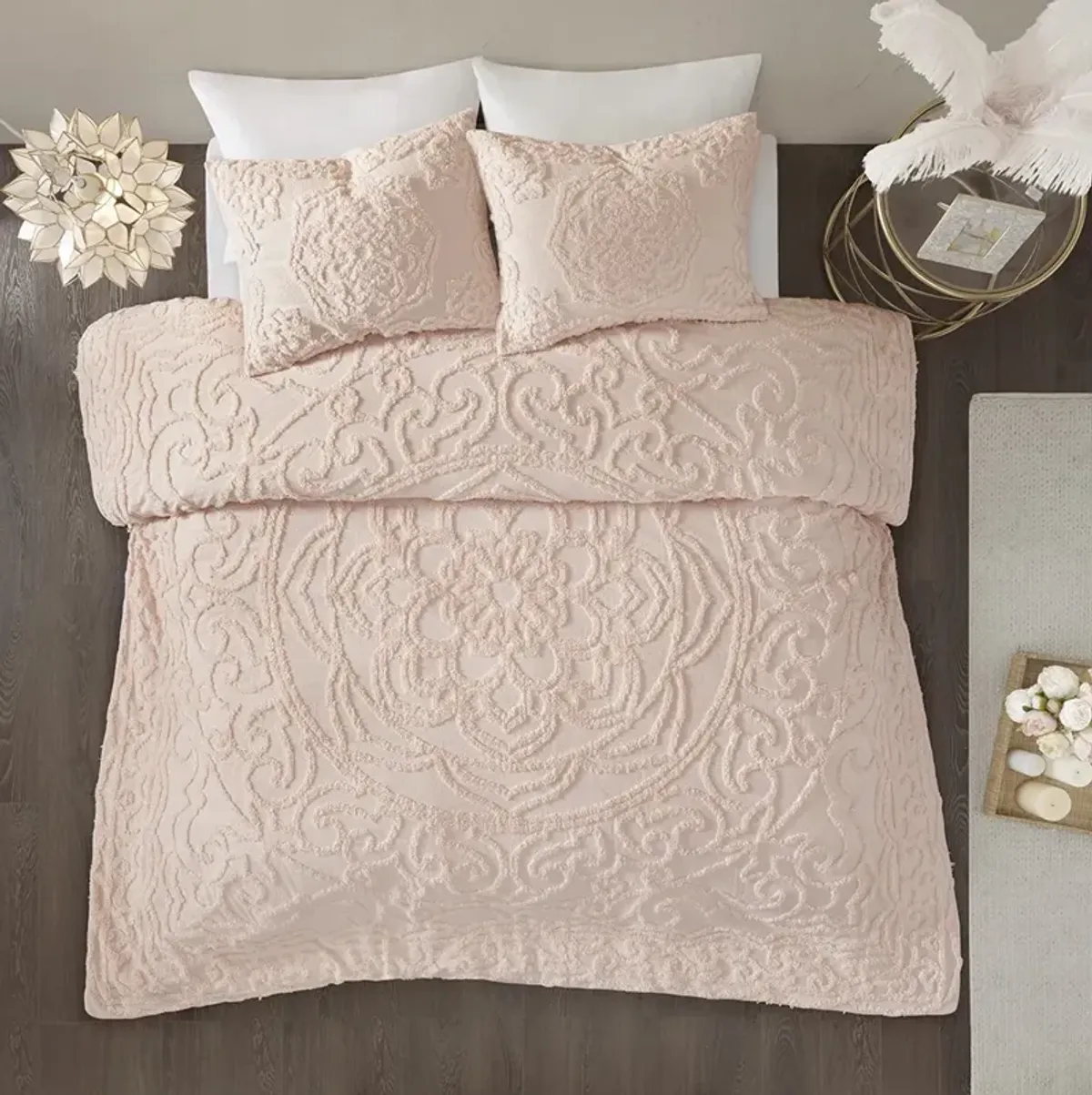 Madison Park Laetitia Blush 3-Piece Tufted Cotton Chenille Medallion Comforter Set