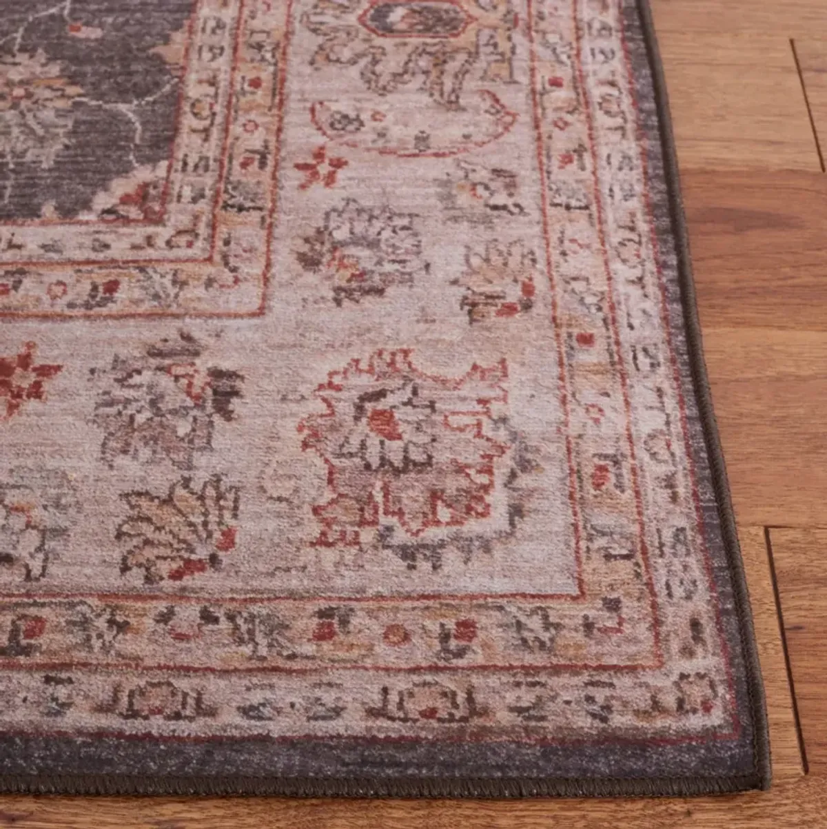 TUCSON 111 M/W S/R DARK GREY  2'-6' x 4' Accent Rug