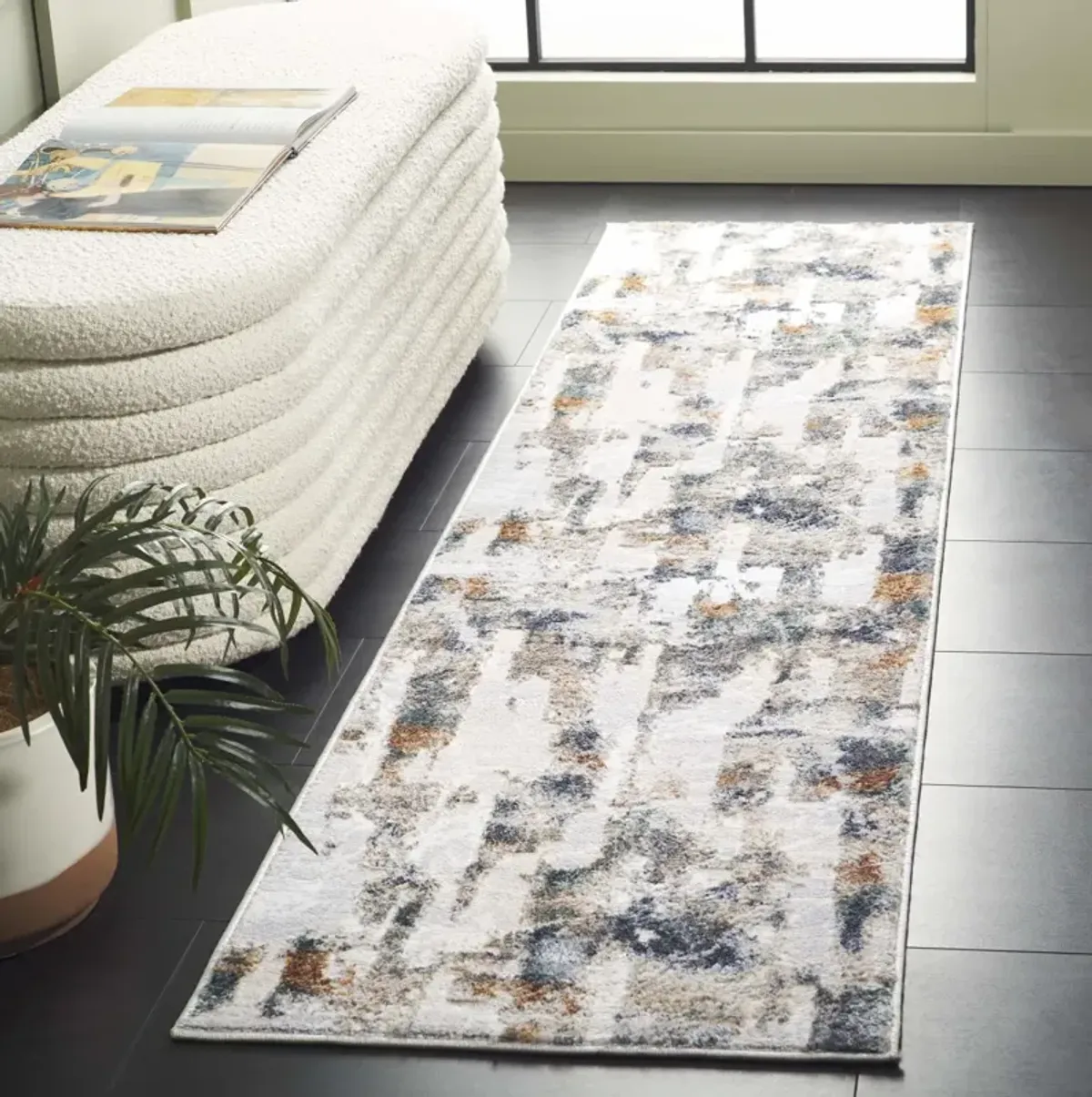 ALENIA 109 GREY  2' x 8' Runner Rug