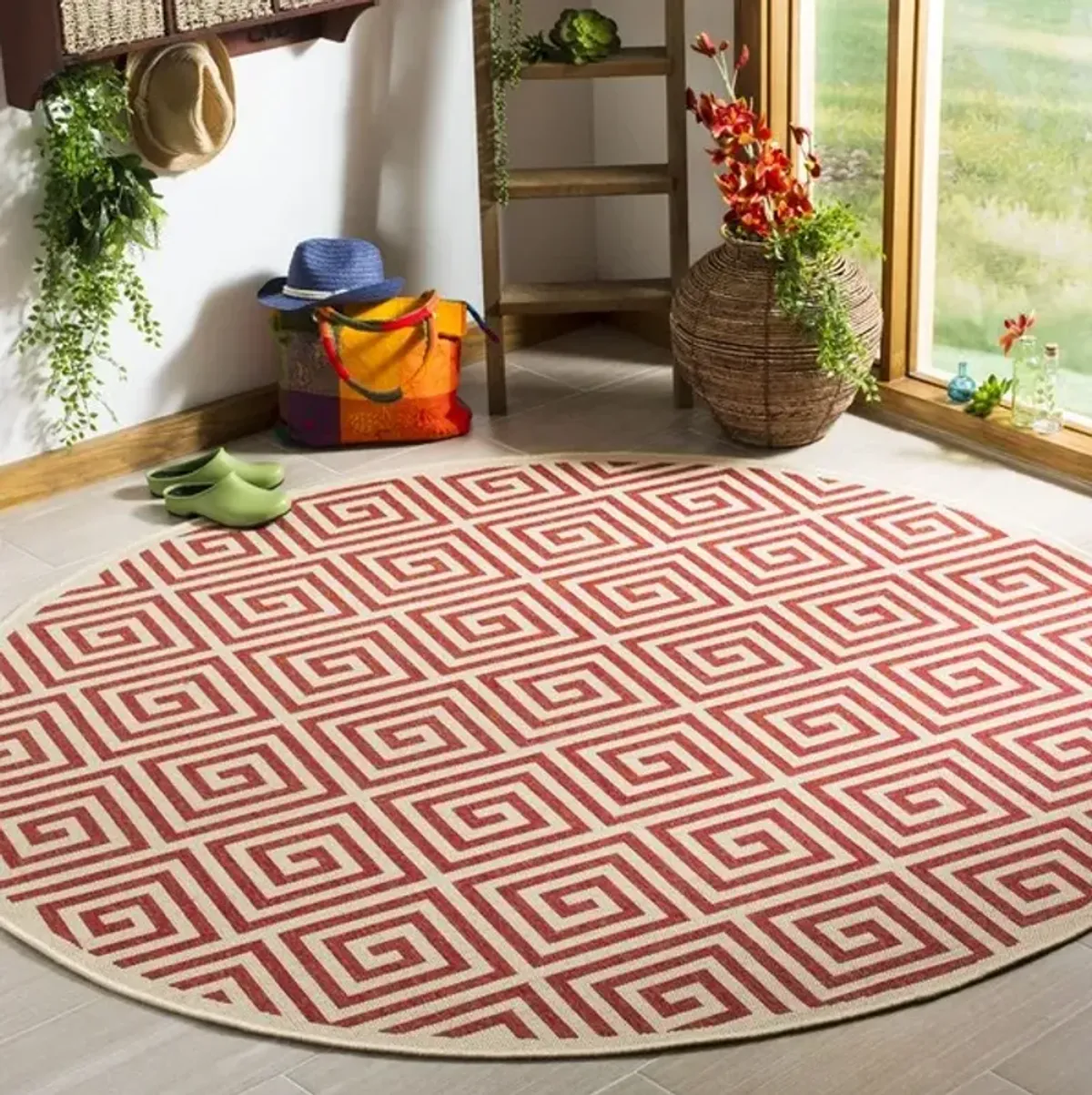 LINDEN 129 Collection LND129Q-6R Red / Creme 6'-7" X 6'-7" Round