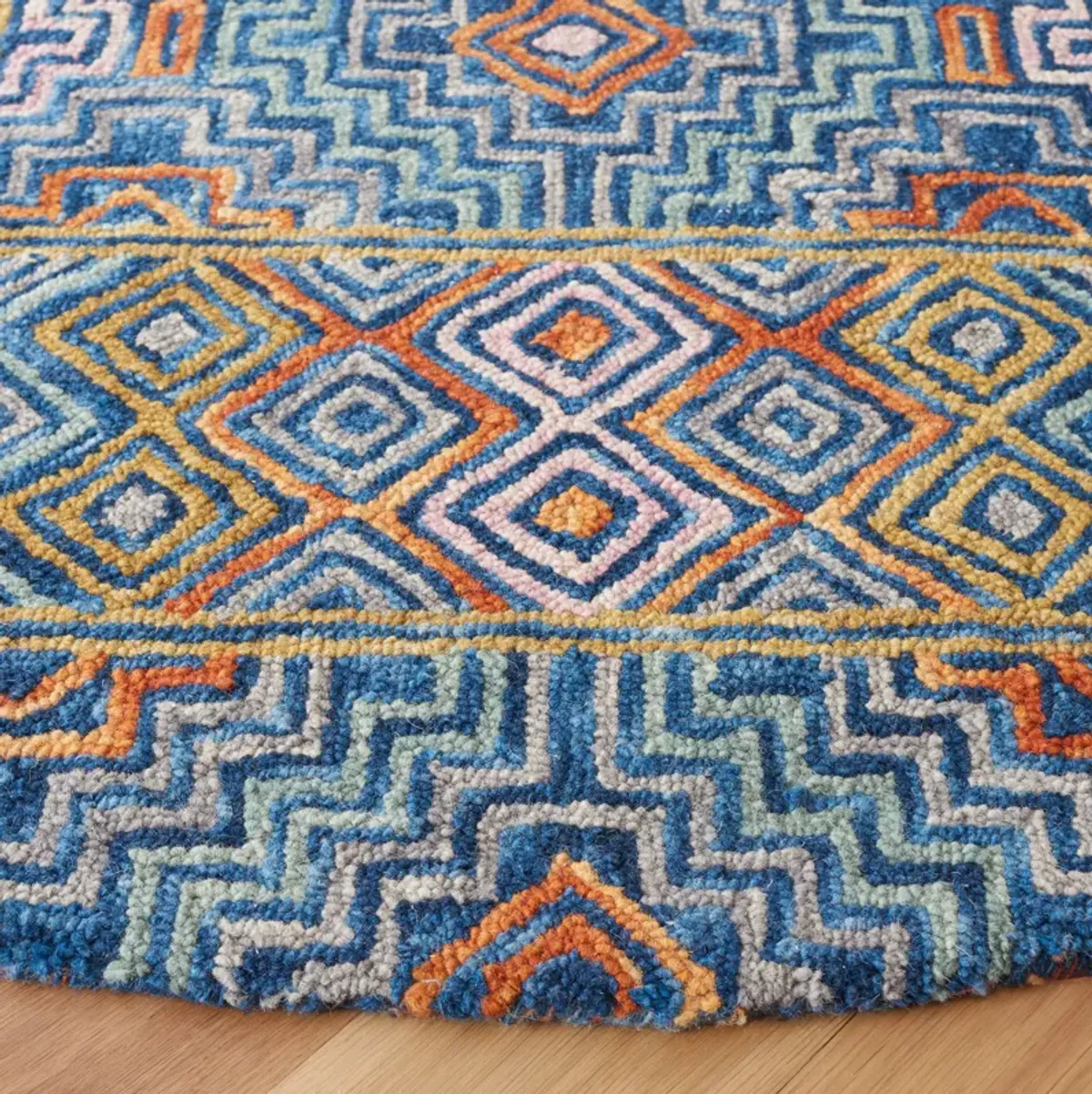 ASPEN Hand Tufted 4' x 4' Round area rug