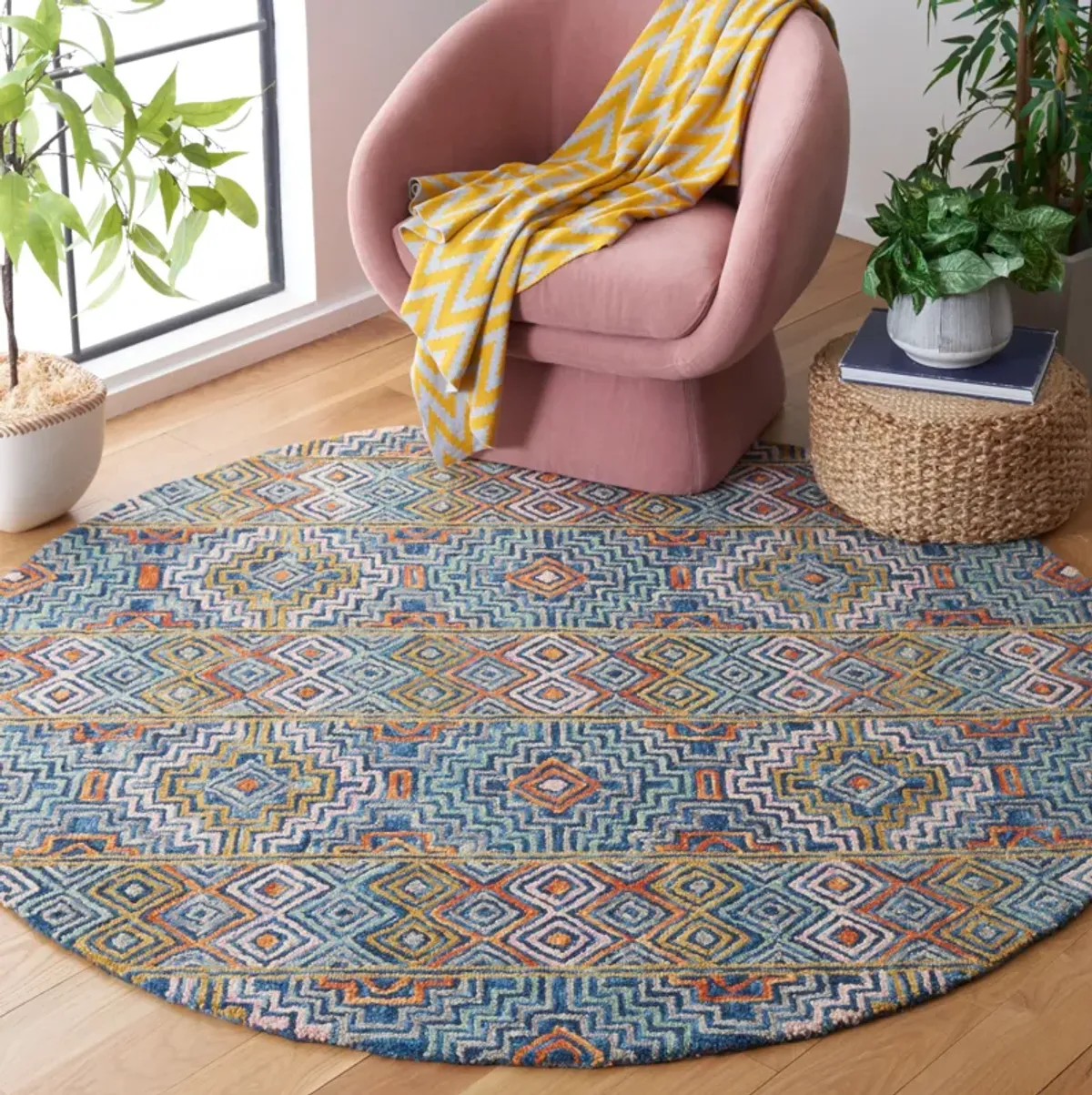 ASPEN Hand Tufted 4' x 4' Round area rug