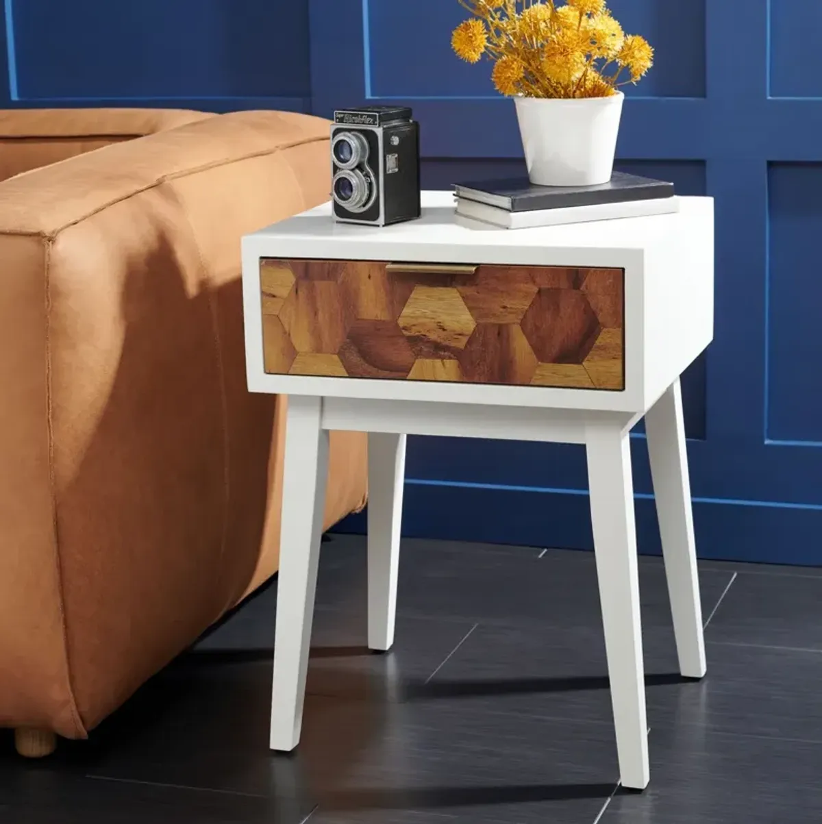 NILO 1 DRAWER ACCENT TABLE