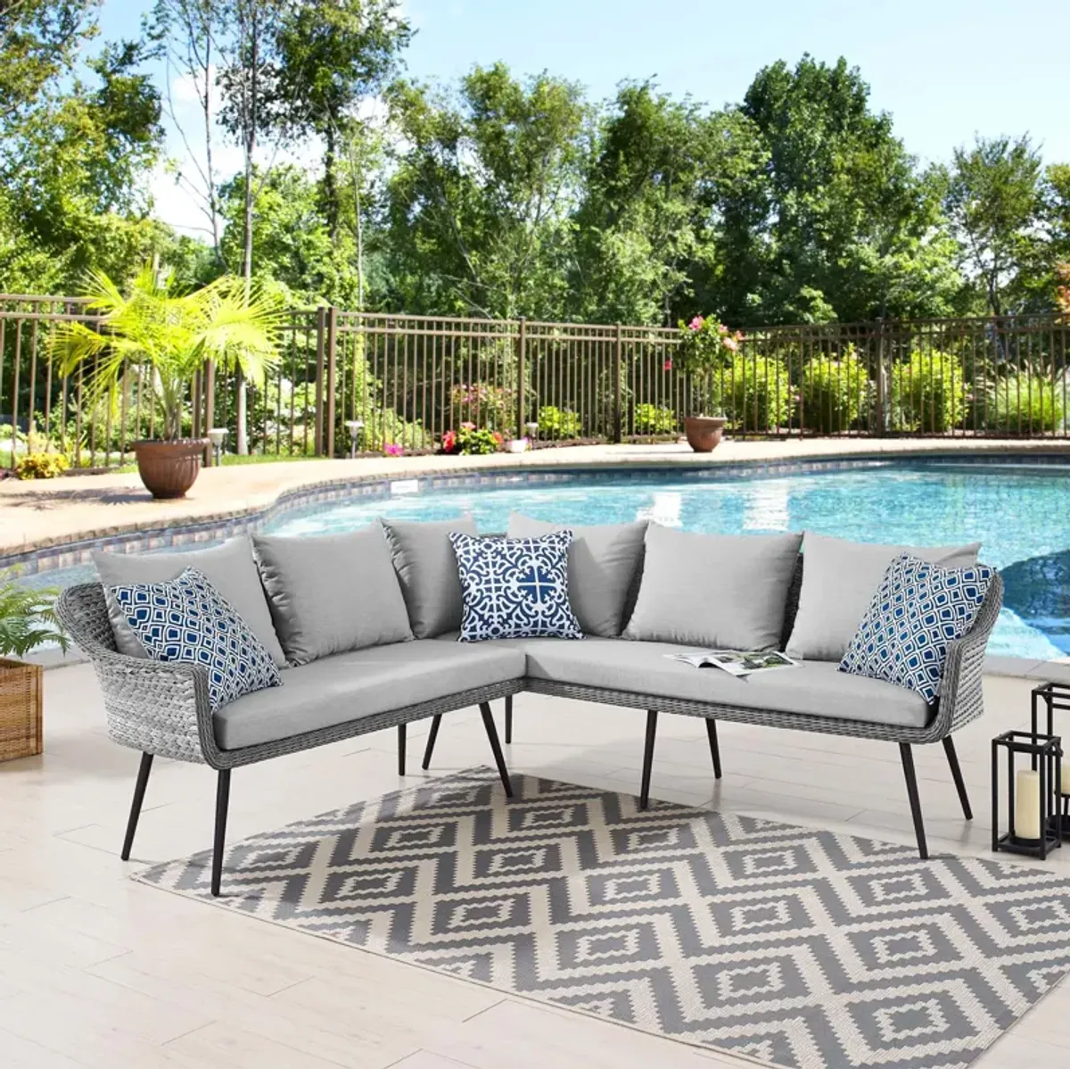 Endeavor Outdoor Rattan Sectional 