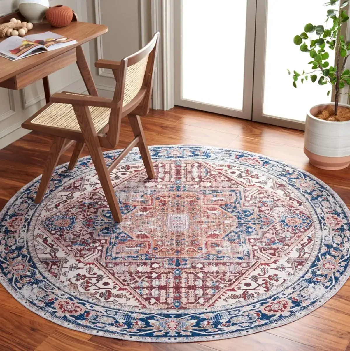 ARIZONA 109 Red 6' X 6' Round Round Rug