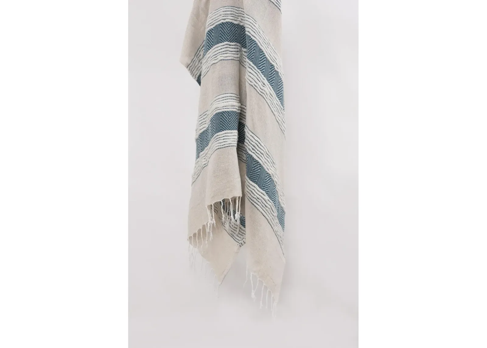 Stripe And Chevron Natural  Throw