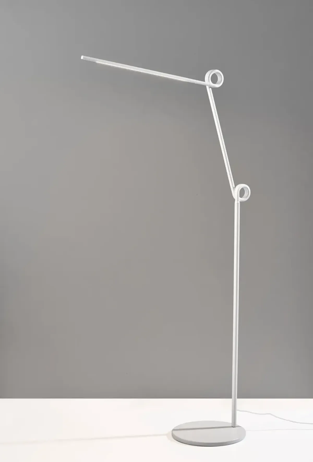 Knot LED Floor Lamp