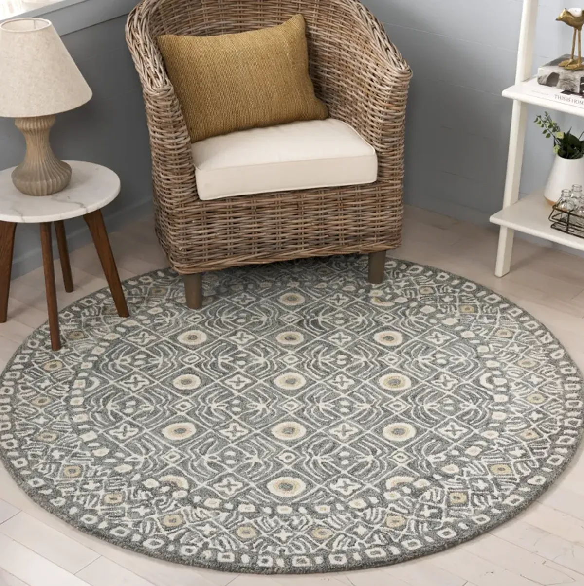 MICRO-LOOP Hand Tufted 5' x 5' Round area rug