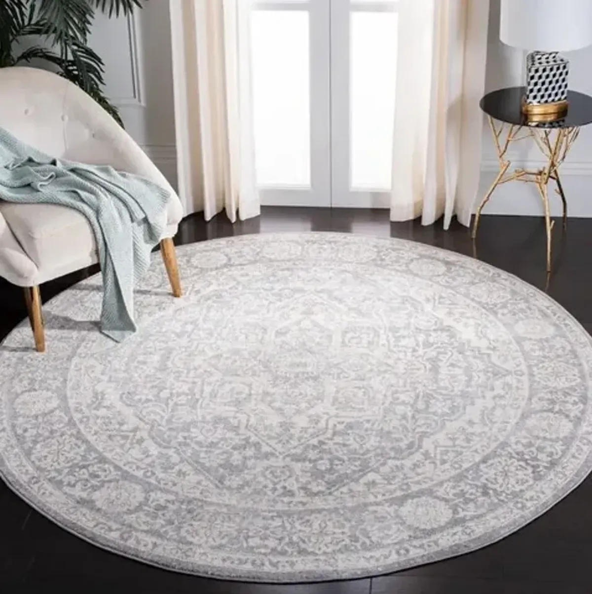 Brentwood 832 Light Grey / Ivory 5' X 5' Round Round Powerloomed Rug