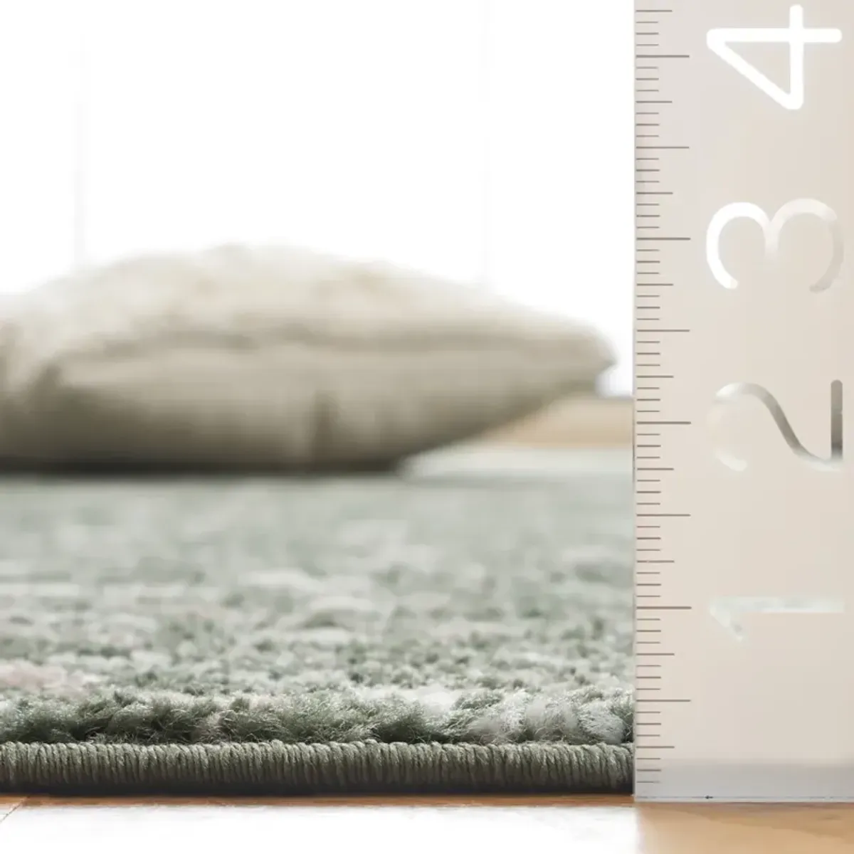 ADIRONDACK 104 DARK GREEN  2'-6' x 8' Runner Rug