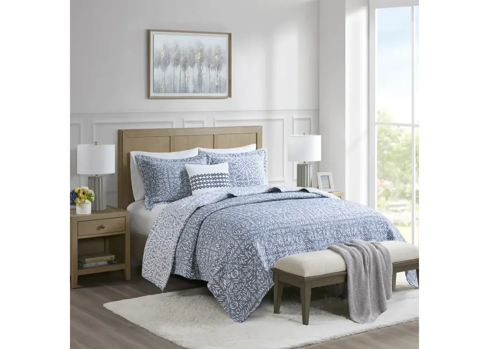 Madison Park Signature Harmony Blue 4 Piece Oversized Reversible Matelasse Quilt Set with Throw Pillow