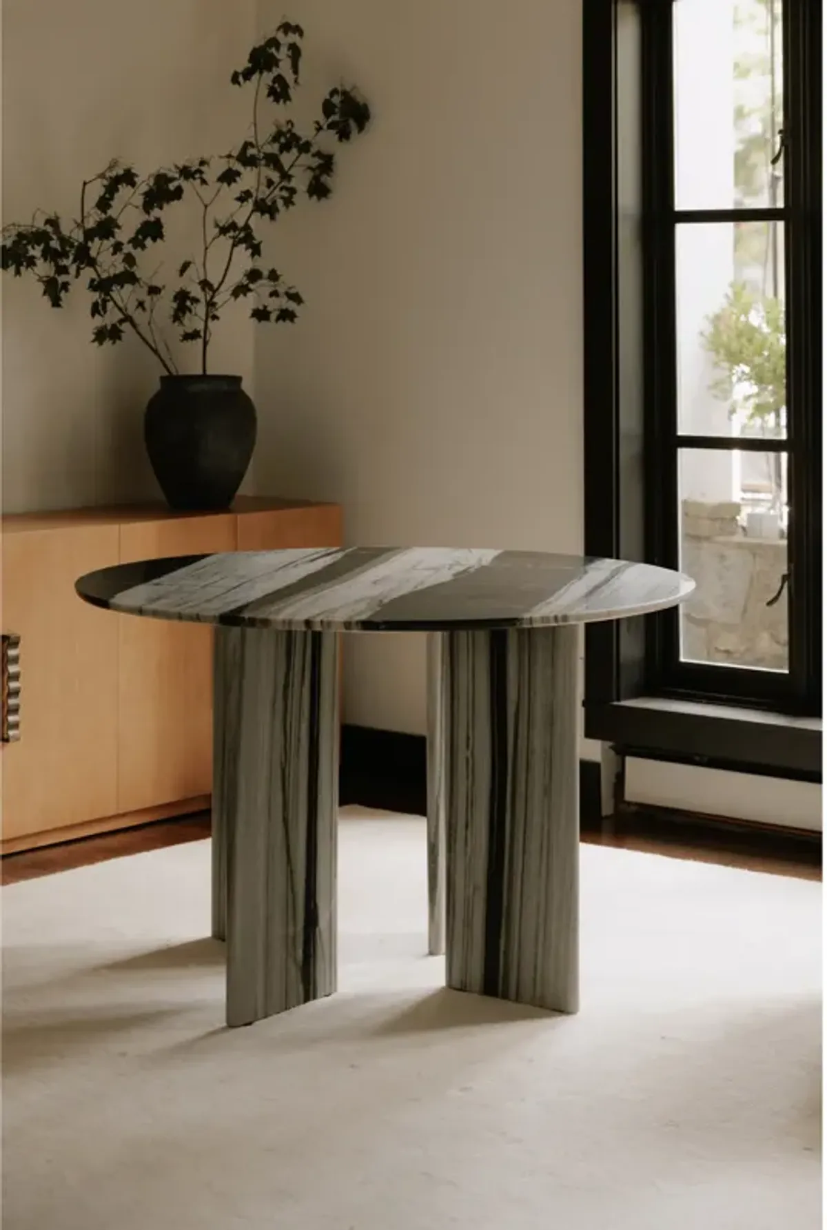 CELIA ROUND DINING TABLE