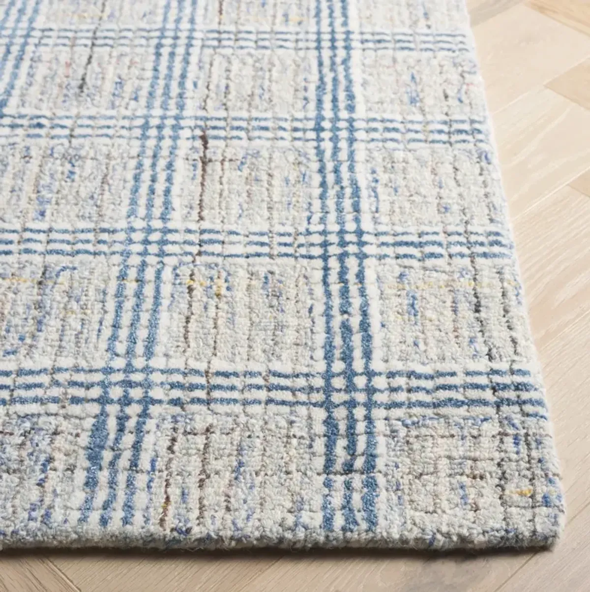 EBONY 119 BLUE  2'-3' x 9' Runner Rug