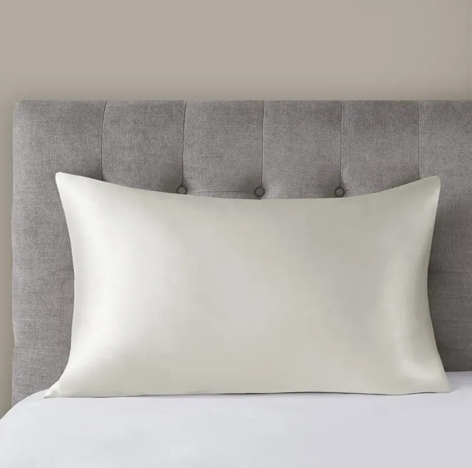 Madison Park Silk Ivory 100% Mulberry Single Pillowcase