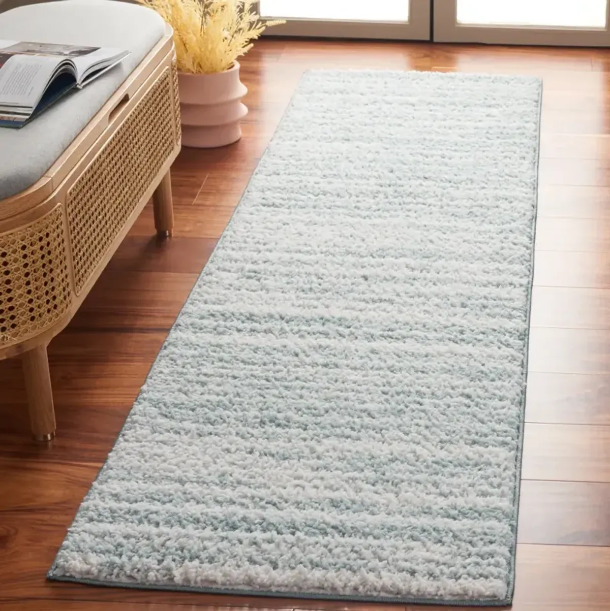 RUMI SHAG 110 AQUA  2'-2' x 8' Runner Rug