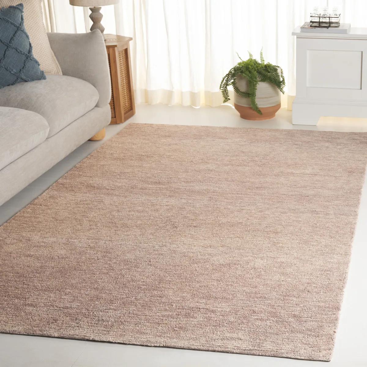 NATURAL FIBER Hand Tufted 5' x 8' area rug