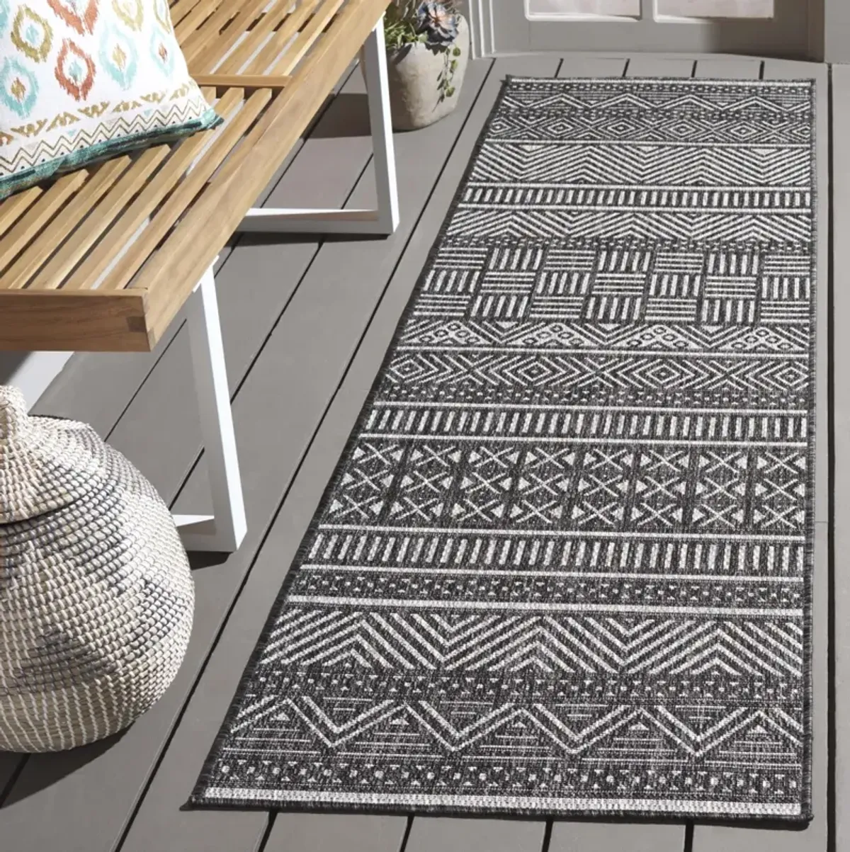 BEACH HOUSE 288 CHARCOAL  2'-2' x 8' Runner Rug