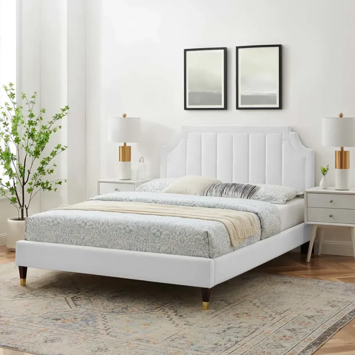 Sienna Performance Velvet Queen Platform Bed