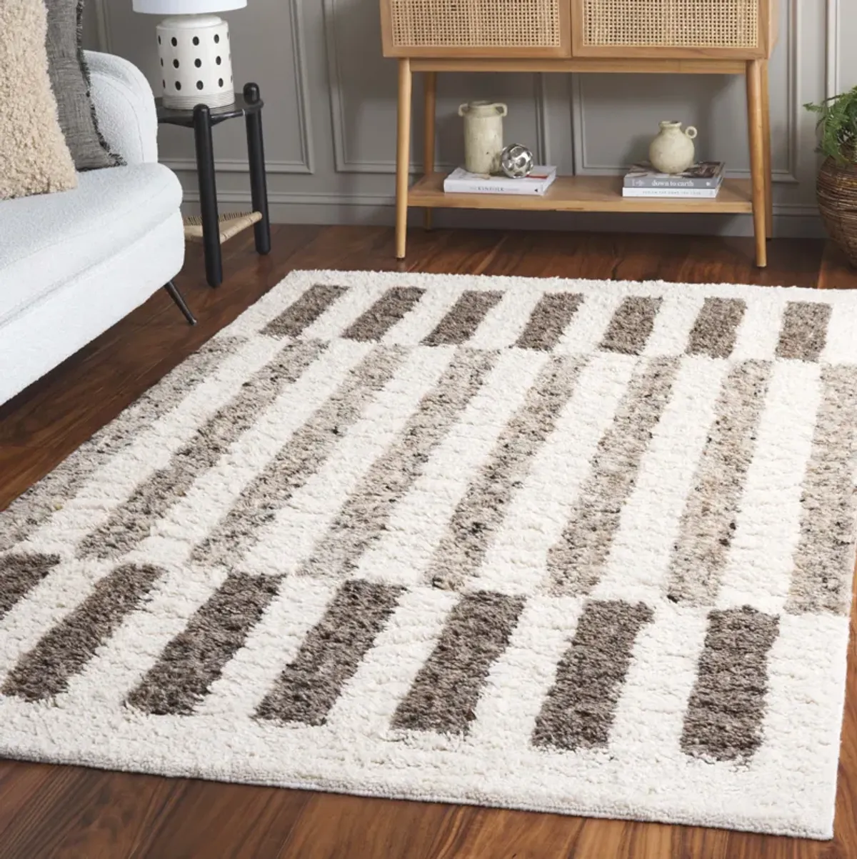 VERMONT Hand Tufted 4' x 6' area rug