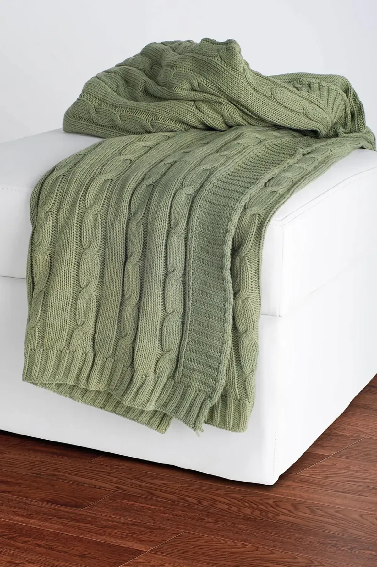 Cable Knit Moss Green Throw