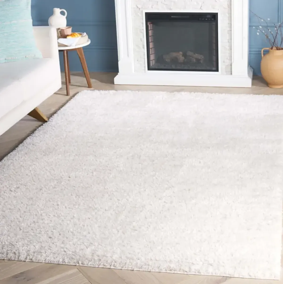 TAHOE SHAG 653 IVORY  4' x 6' Small Rectangle Rug