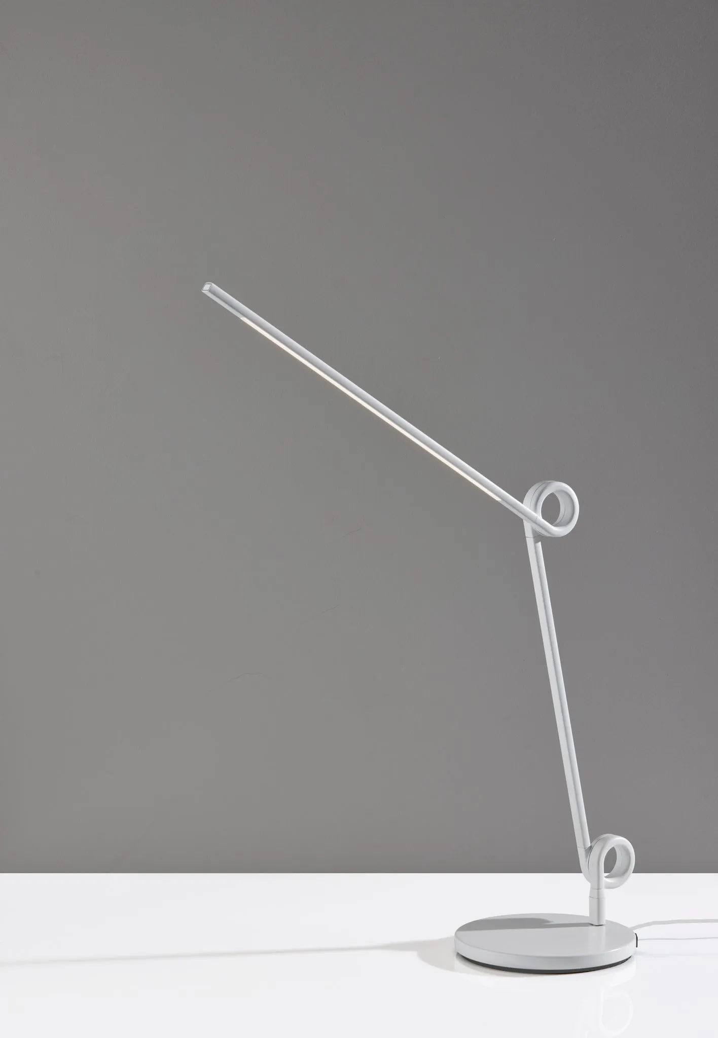 Knot LED Desk Lamp