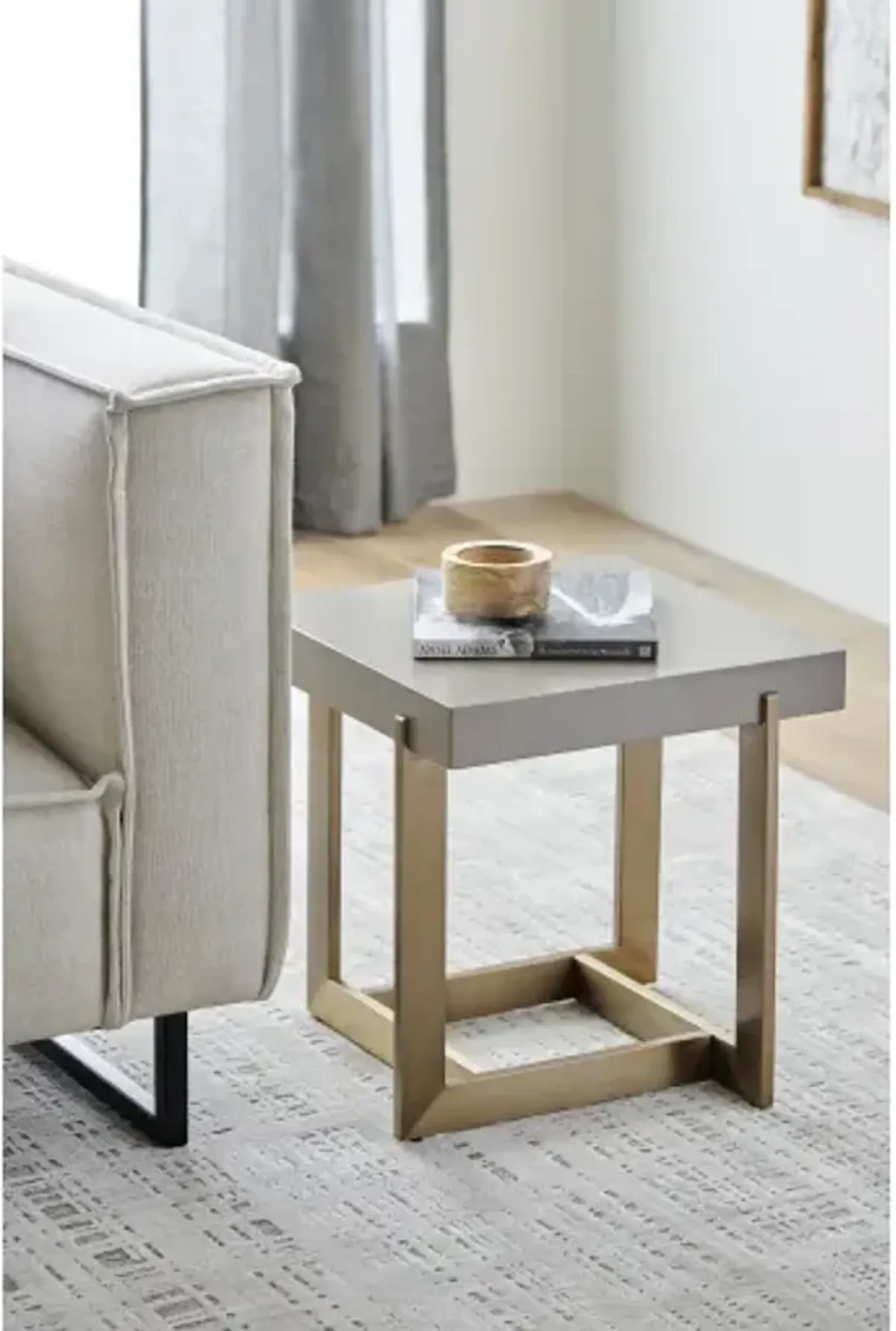 Temy TEM-002 18"H x 18"W x 18"D End Table