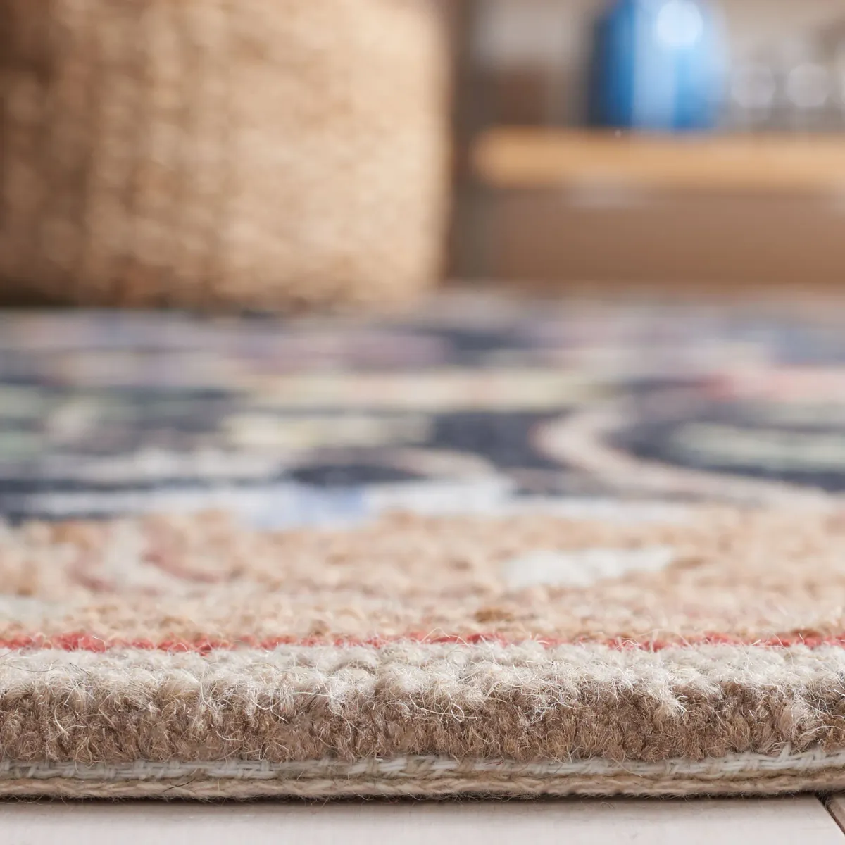 CHELSEA Hand Tufted 2'-9' x 4'-9' area rug