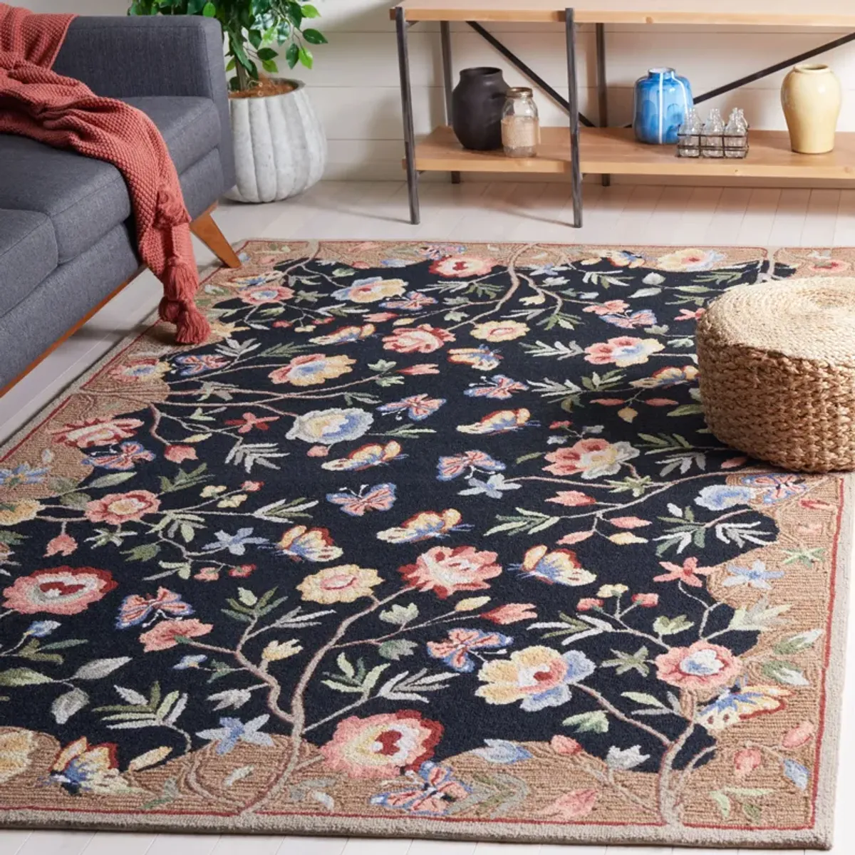 CHELSEA Hand Tufted 2'-9' x 4'-9' area rug
