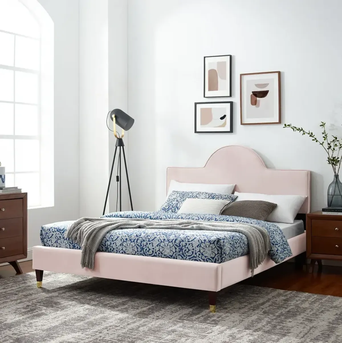 Aurora Performance Velvet King Bed