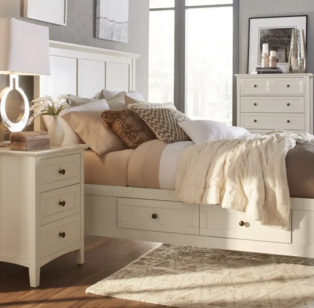 Paragon Three Drawer Nightstand in White