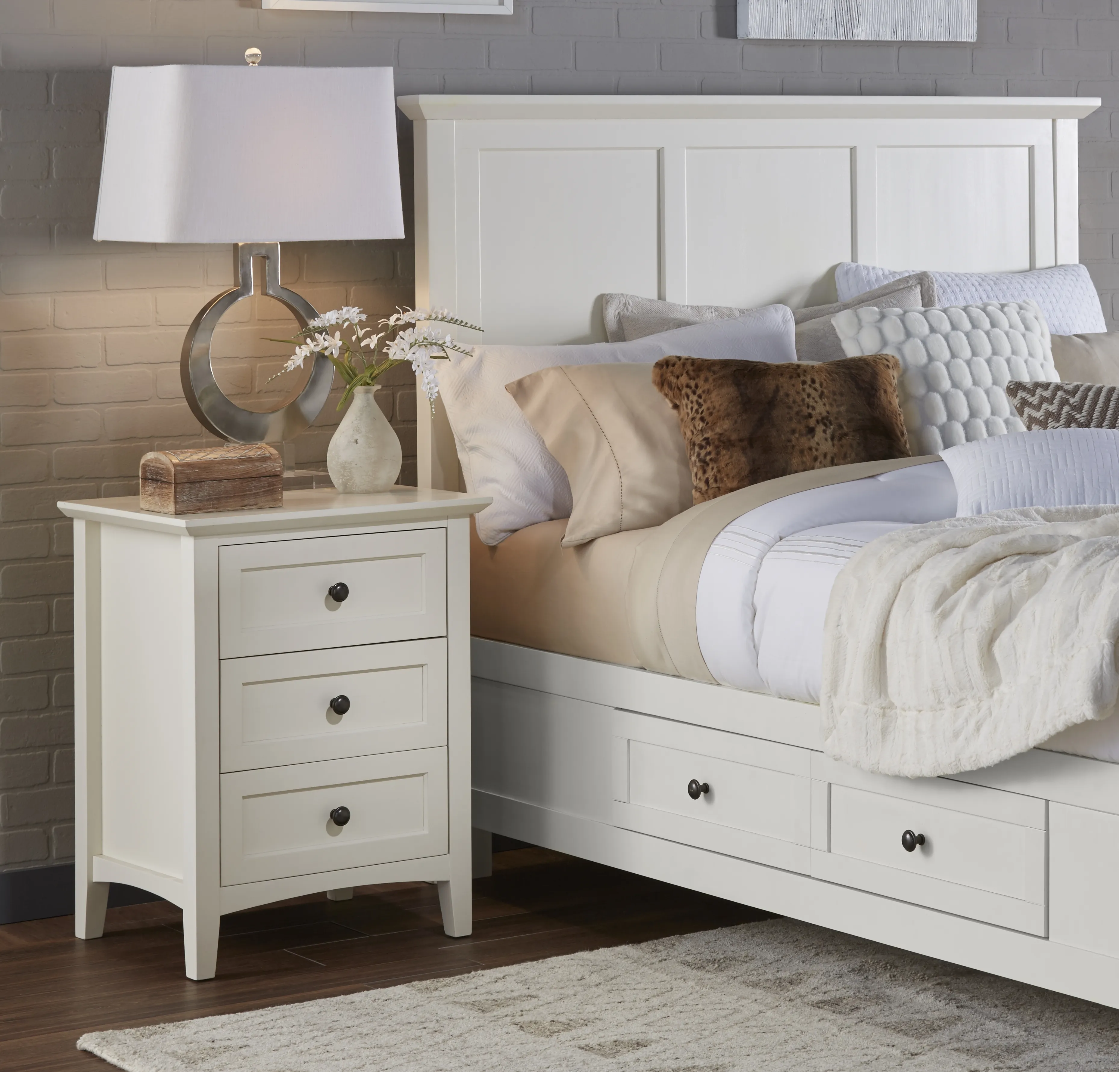 Paragon Three Drawer Nightstand in White