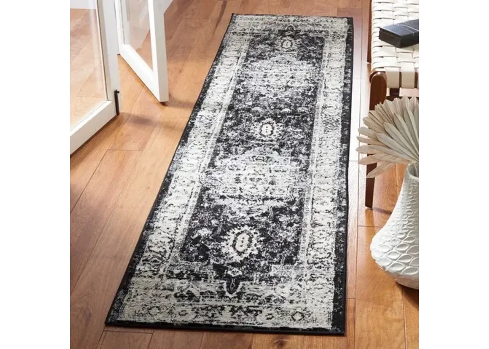 Brentwood 851 Black / Grey 2' X 8' Runner Powerloomed Rug