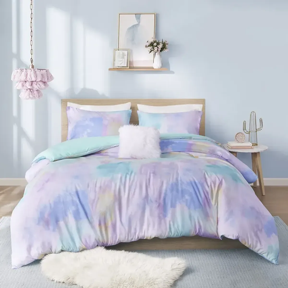 Intelligent Design Cassiopeia Aqua Watercolor Tie Dye Printed Duvet Cover Set with Throw Pillow