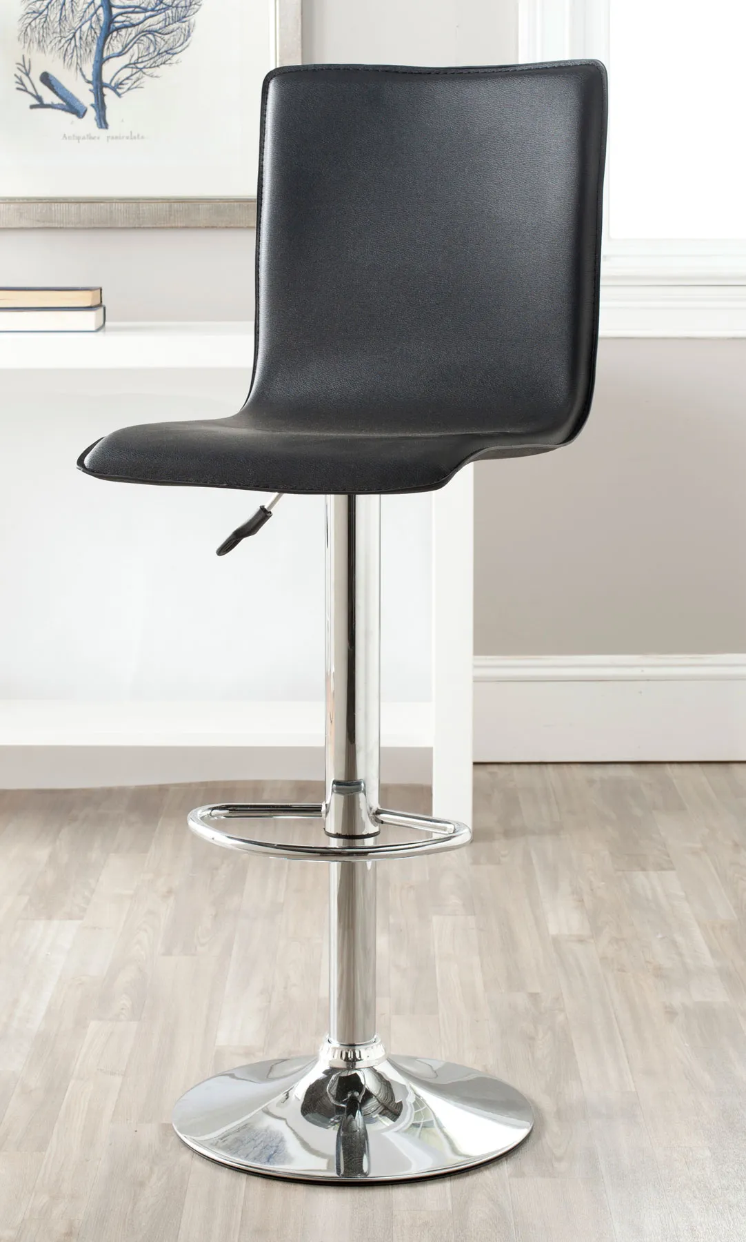 MAGDA SWIVEL BAR STOOL