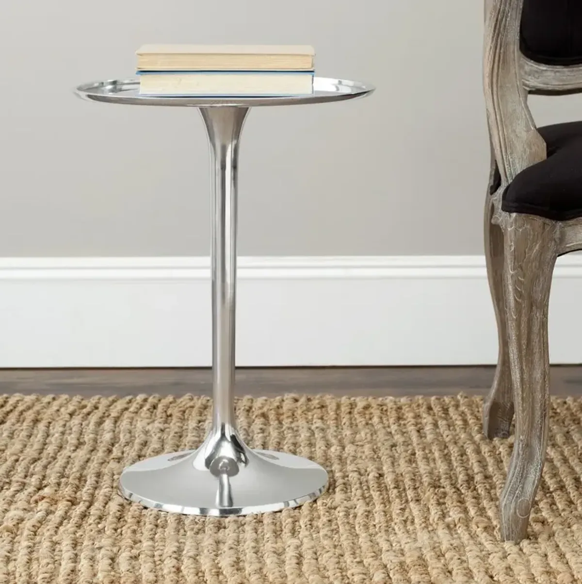 Platina Round Top Sleek Table