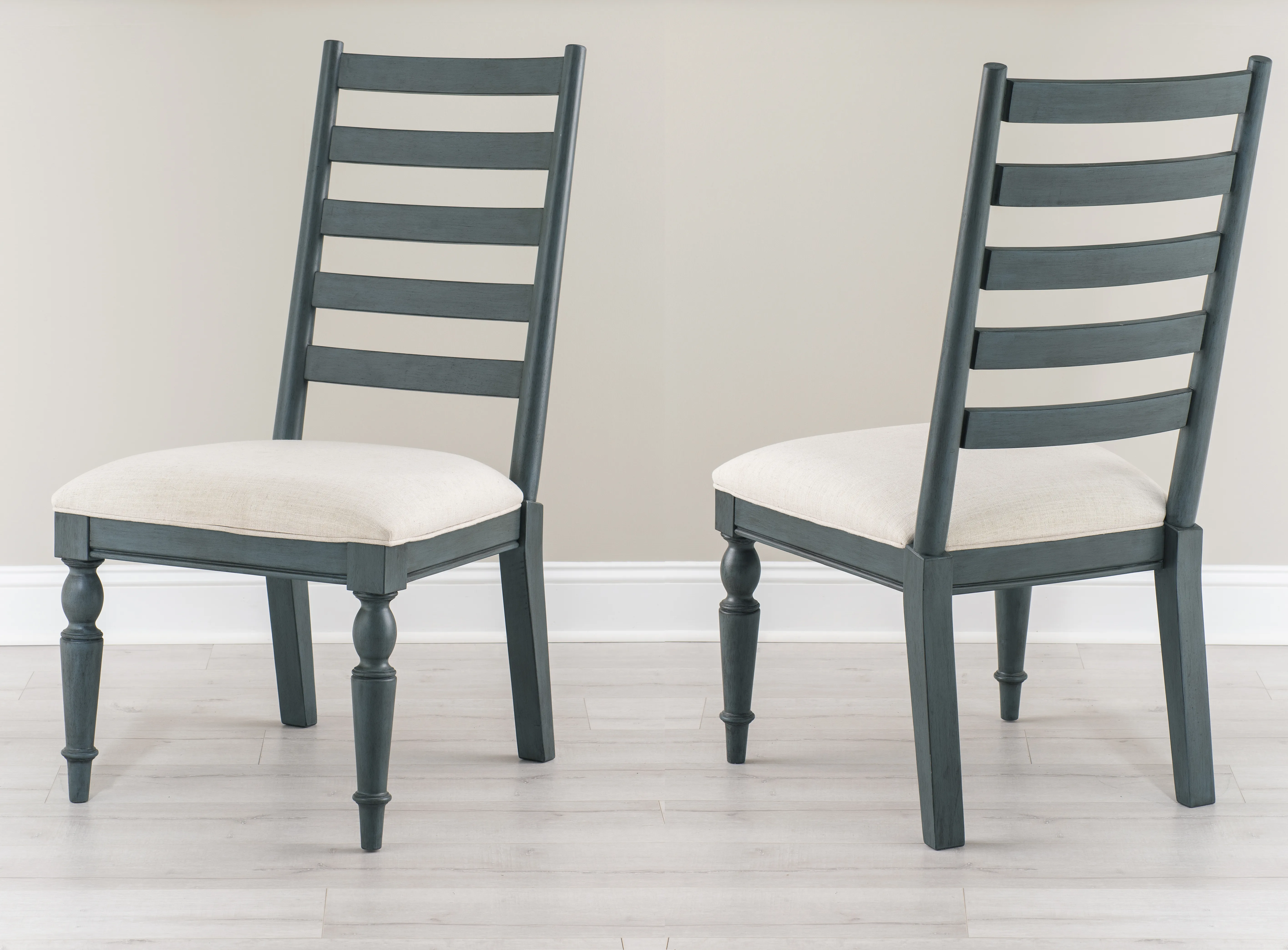 Easton Hills Chair - Set of 2