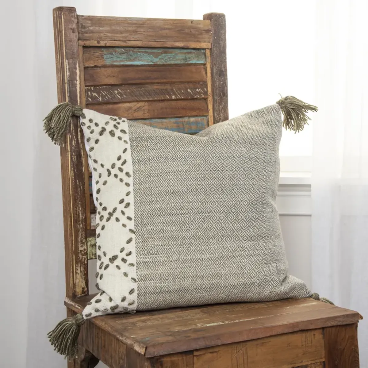 INDOOR OUTDOOR Color Block Ivory/Taupe Pillow