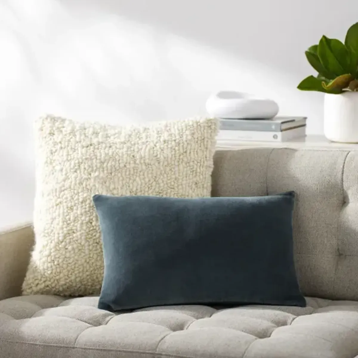 Cotton Velvet CV-058 18"L x 18"W Accent Pillow