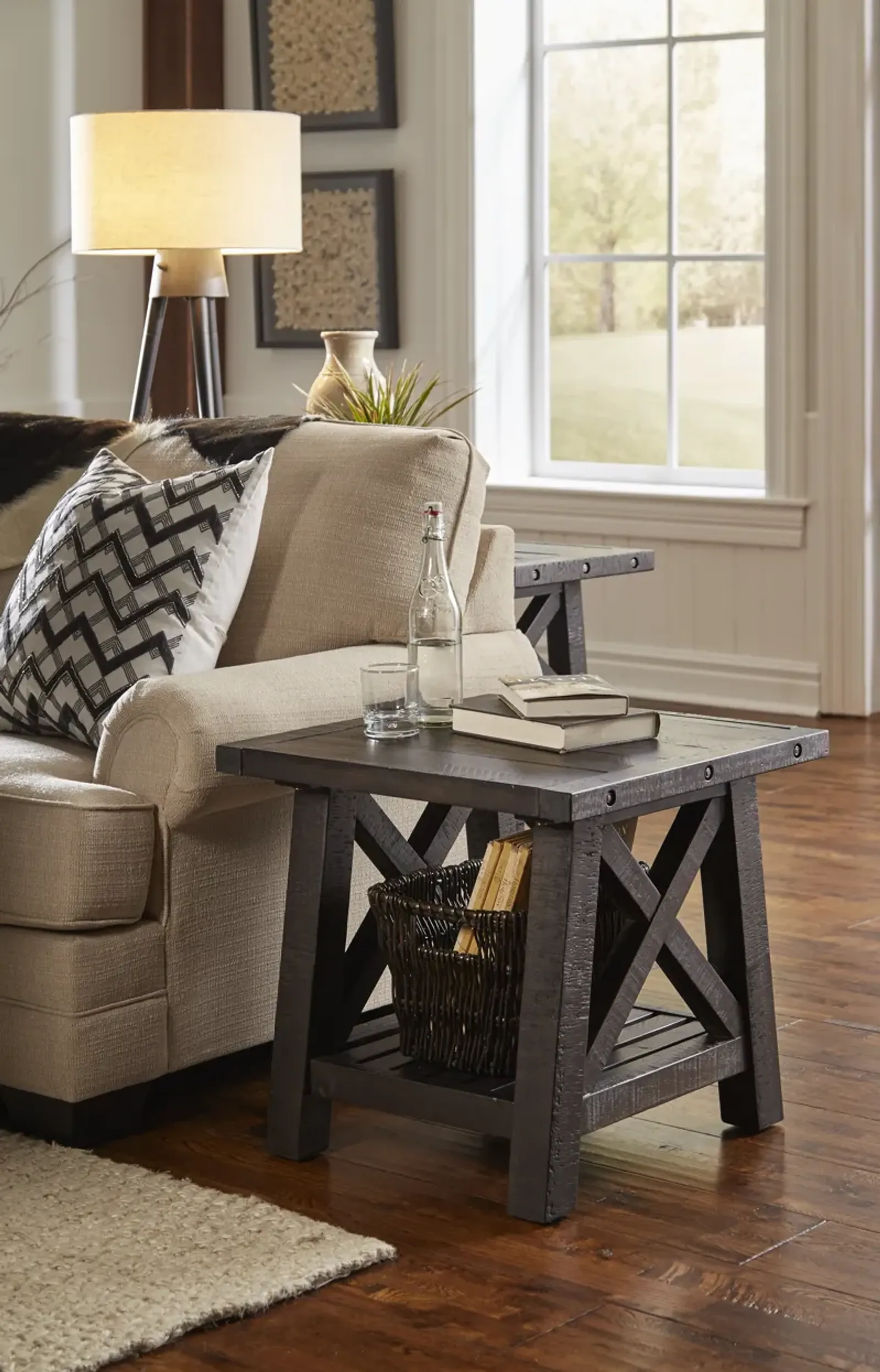 Yosemite Solid Wood Side Table in Cafe