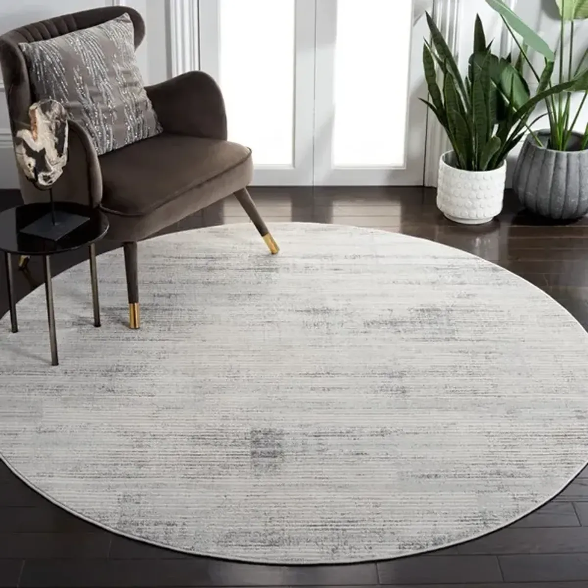 WHISPER 558 Grey  6'-7' X 6'-7' Round Round Rug