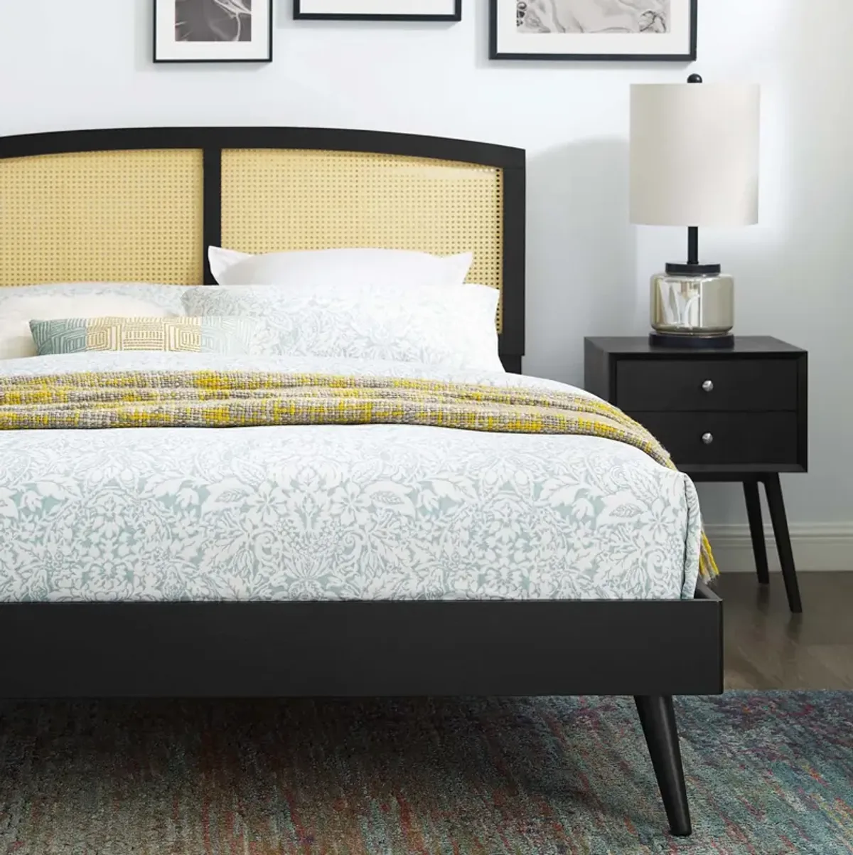 Sierra Platform Bed With Splayed Legs